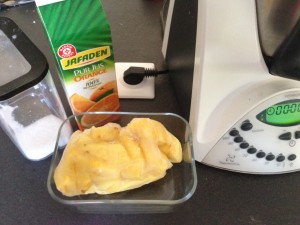 Les ingredients pour sorbet ananas au Thermomix